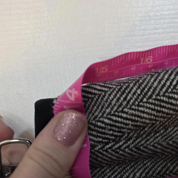 Talbots Petites Gray Wool Herringbone Midi Skirt w/ Black Buckle Detail- size 8 - Picture 4 of 7